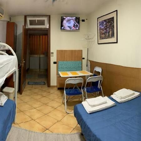 Monolocale Bed & Breakfast Naples Exterior photo